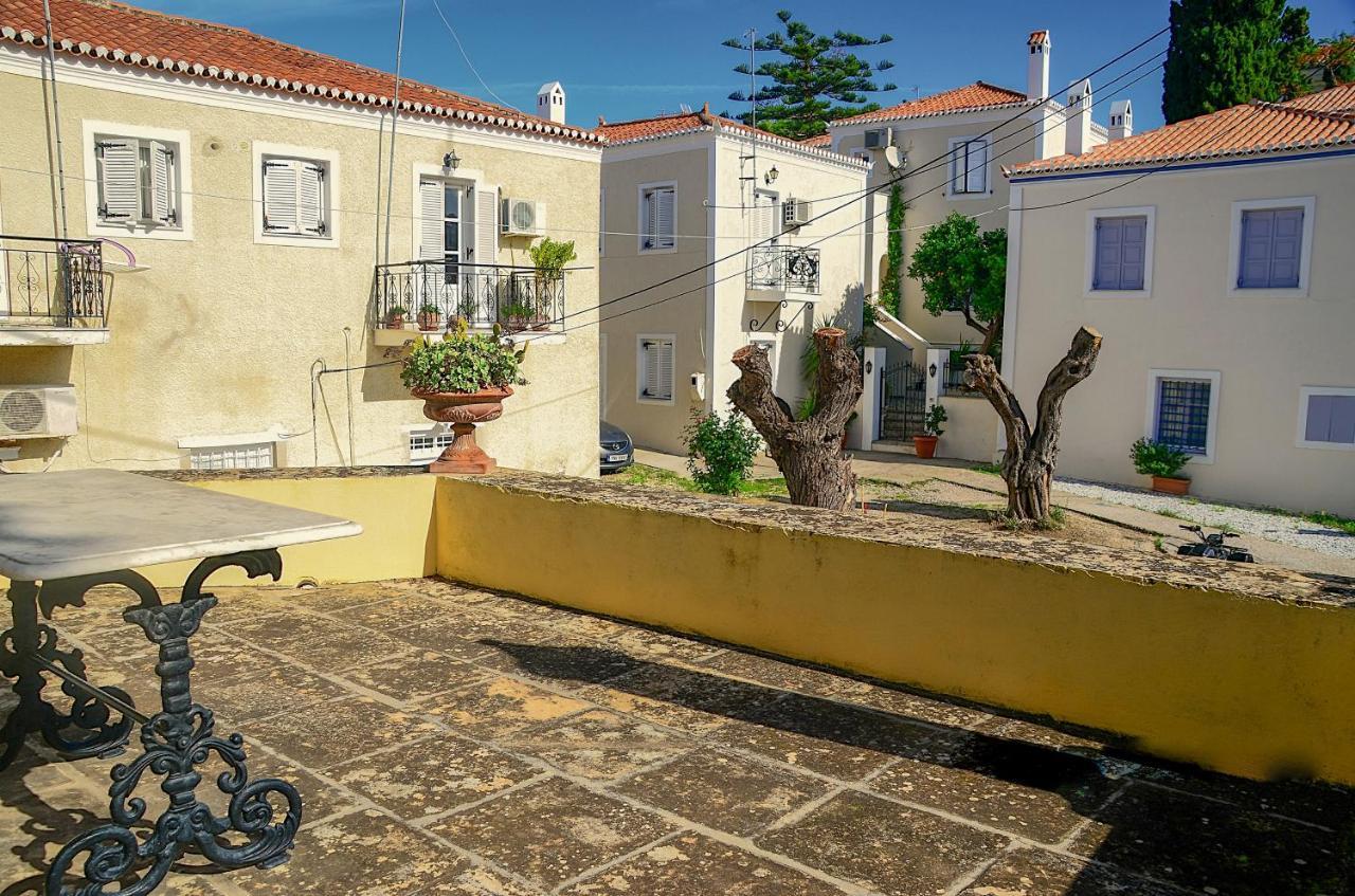 Villa Spetses Eksteriør bilde