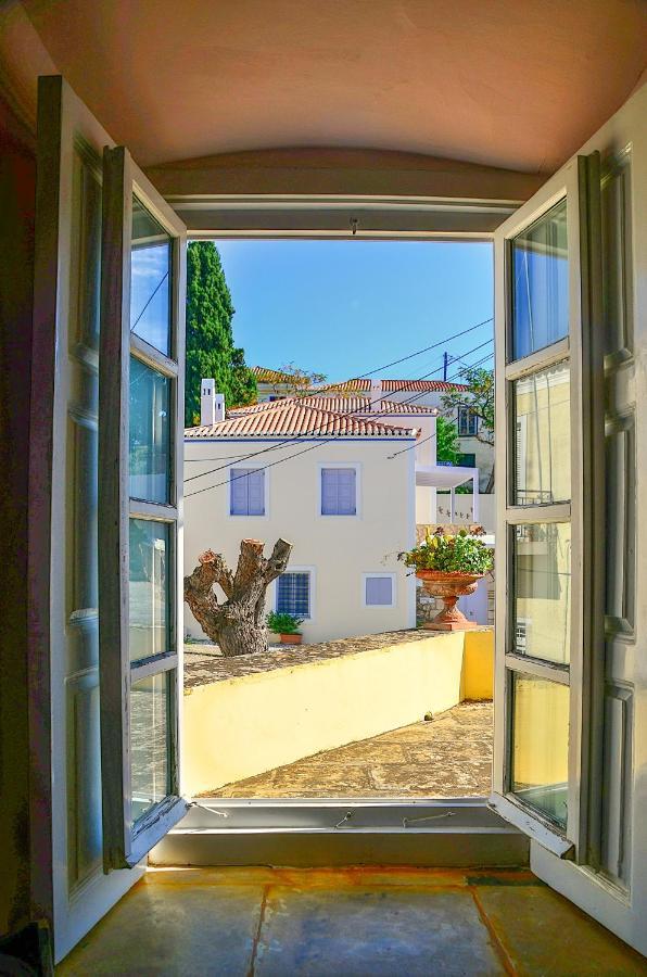 Villa Spetses Eksteriør bilde
